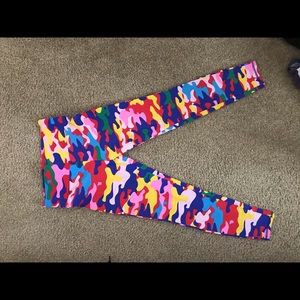 Rainbow camo gym workout leggings size small